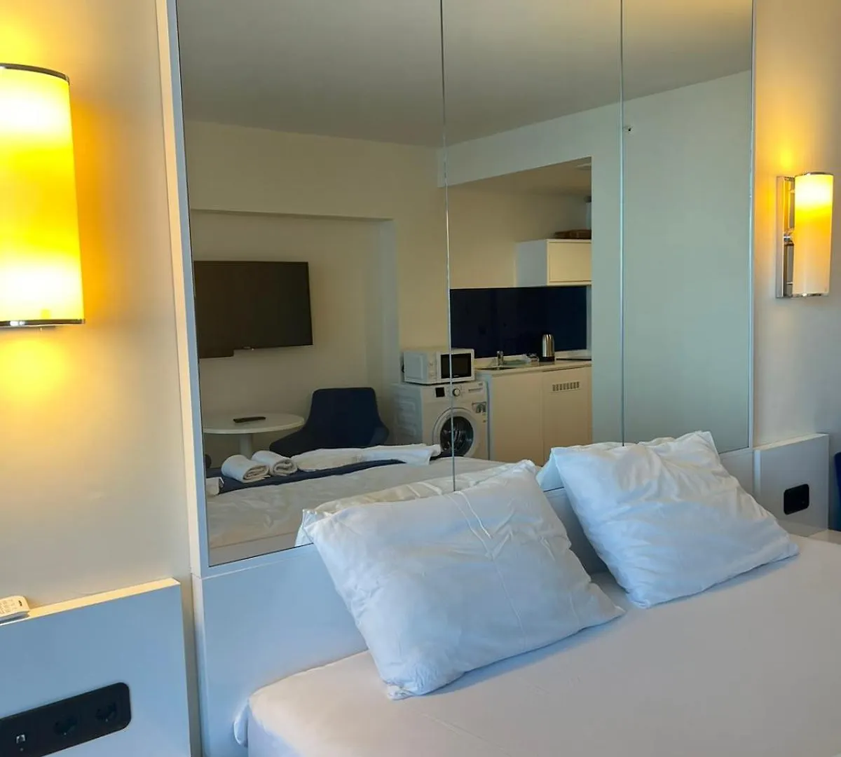Seasonal - Beautiful Apartments Near The Sea - Orbi City N3 Batumi 0*,